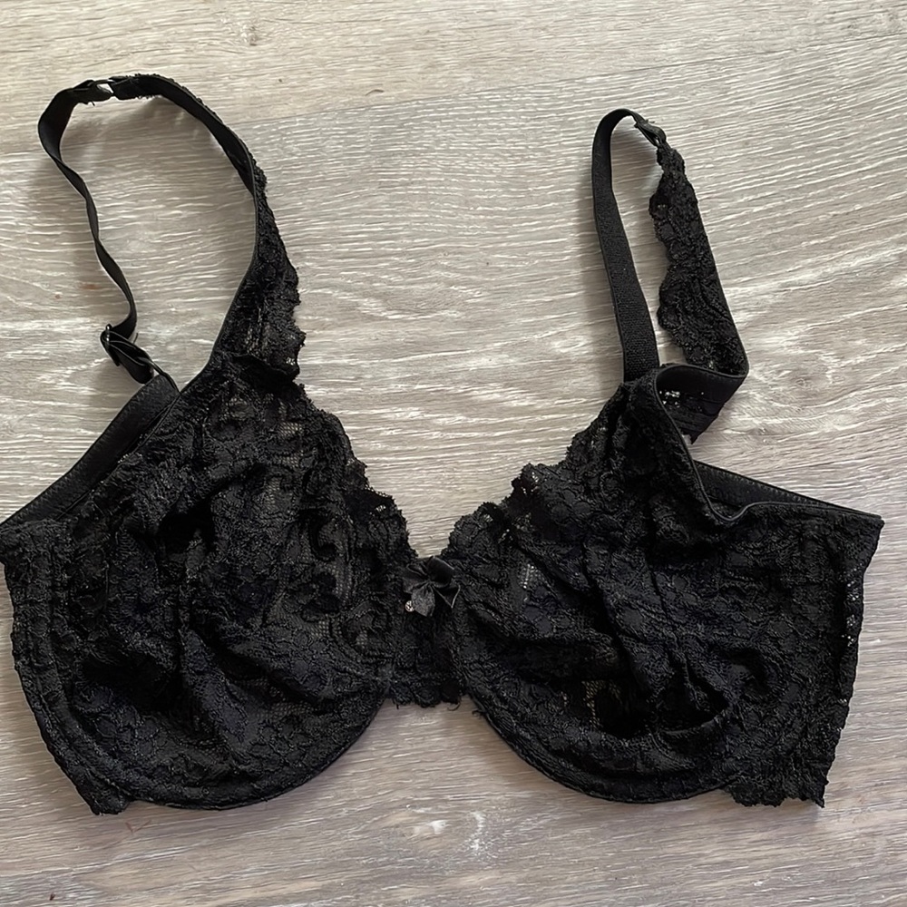 2/$20 Black lace Bra sizes 36D/38C